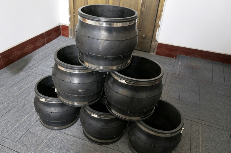 Clamp-type-rubber-expansion-joint-10